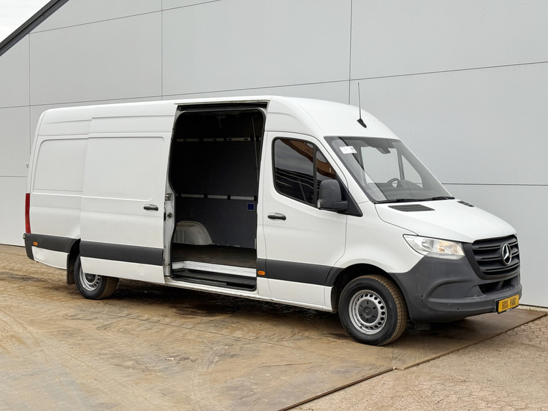Mercedes-Benz Sprinter 315 2.0 CDI Automaat L3H2 Adaptieve Cruise Control Camera Carplay  Parkeersensoren voor achter - Panel van: picture 5 Mercedes-Benz Sprinter 315 2.0 CDI Automaat L3H2 Adaptieve Cruise Control Camera Carplay  Parkeersensoren voor achter - Panel van: picture 5
