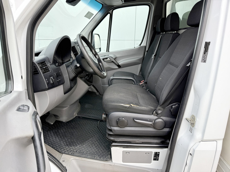 Mercedes-Benz Sprinter 316 2.2 CDI Automaat Laadklep Lane Assist Standkachel Climate Control Bakwagen Meubelbak - Closed box van: picture 5 Mercedes-Benz Sprinter 316 2.2 CDI Automaat Laadklep Lane Assist Standkachel Climate Control Bakwagen Meubelbak - Closed box van: picture 5
