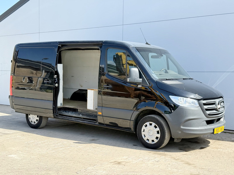 Mercedes-Benz Sprinter 316 CDI Automaat L2H1 Climate Control Cruise Control Camera Trekhaak 3.5 Ton Trekgewicht - Panel van: picture 5 Mercedes-Benz Sprinter 316 CDI Automaat L2H1 Climate Control Cruise Control Camera Trekhaak 3.5 Ton Trekgewicht - Panel van: picture 5
