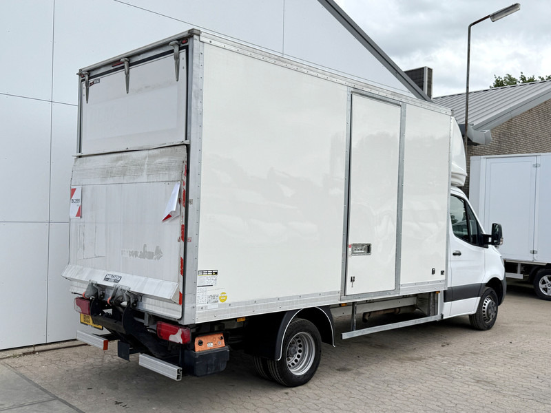Mercedes-Benz Sprinter 514 2.2 CDI Dubbellucht Laadklep Airco Cruise Control Bakwagen Meubelbak Koffer - Closed box van: picture 3 Mercedes-Benz Sprinter 514 2.2 CDI Dubbellucht Laadklep Airco Cruise Control Bakwagen Meubelbak Koffer - Closed box van: picture 3