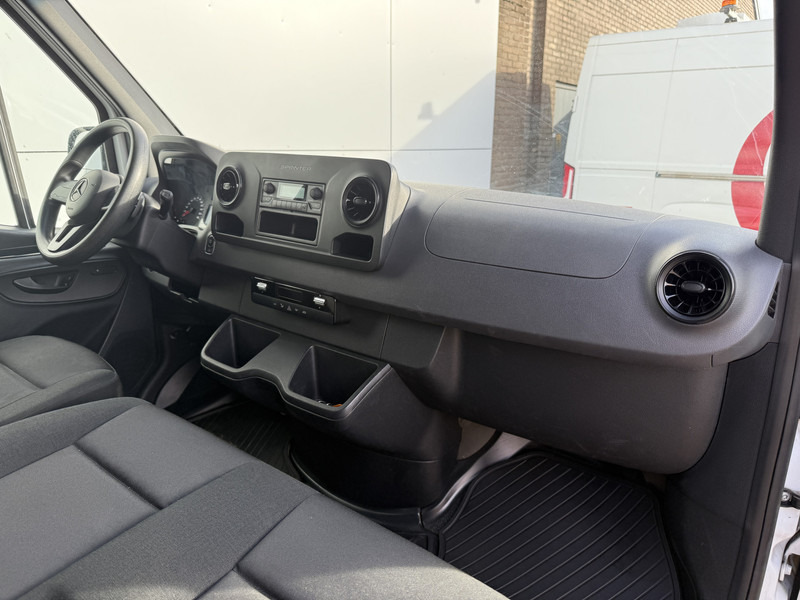 Panel van, Electric van Mercedes-Benz eSprinter 312 ALL-IN PRIJS L2H2 55kWh 168km WLTP 80kw Snelladen Climate Control Camera Stoelverwarming: picture 9 Panel van, Electric van Mercedes-Benz eSprinter 312 ALL-IN PRIJS L2H2 55kWh 168km WLTP 80kw Snelladen Climate Control Camera Stoelverwarming: picture 9