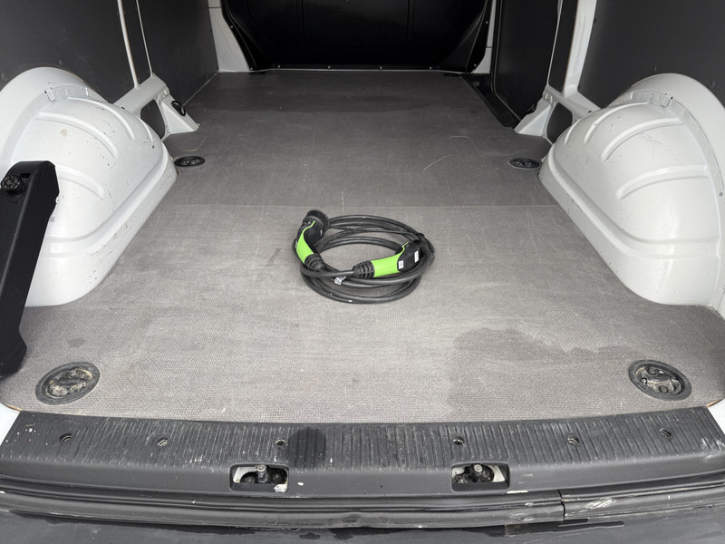 Small van, Electric van Volkswagen E-Transporter 113PK 37.3kWh 138KM WLTP 37,3kWh 100% Elektrisch ABT E-transporter 3 Stoelen Airco Parkeersensoren voor achter: picture 12