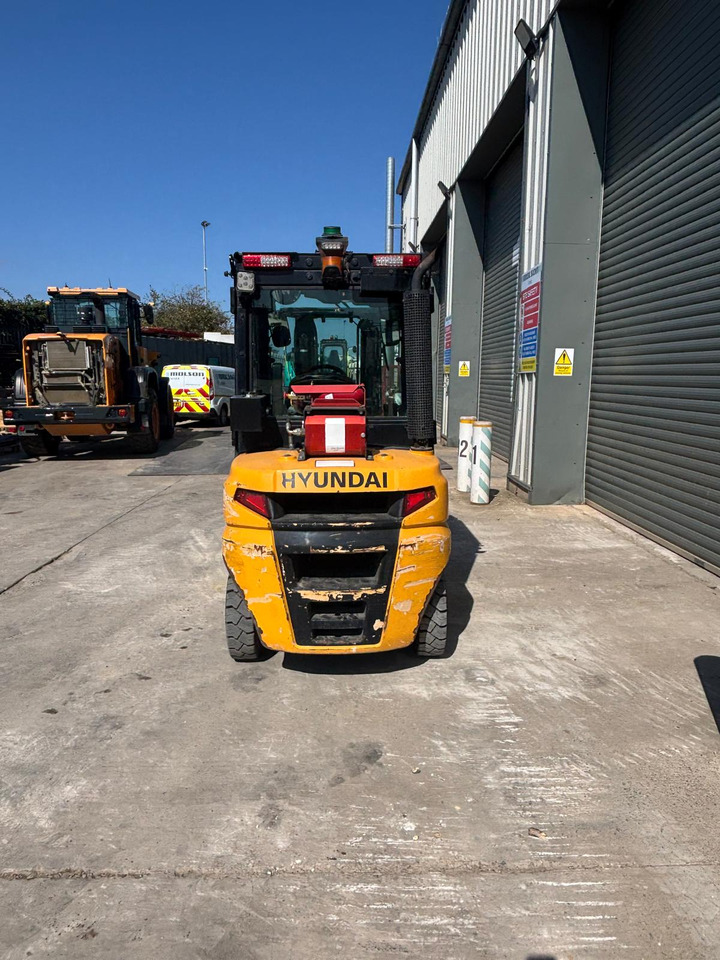 Hyundai 30D-9E - Telescopic handler: picture 4 Hyundai 30D-9E - Telescopic handler: picture 4