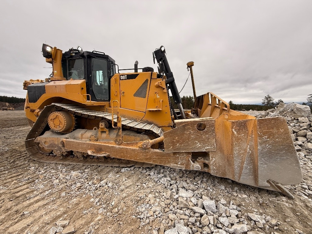 Bulldozer CAT D 8 T: picture 7 Bulldozer CAT D 8 T: picture 7