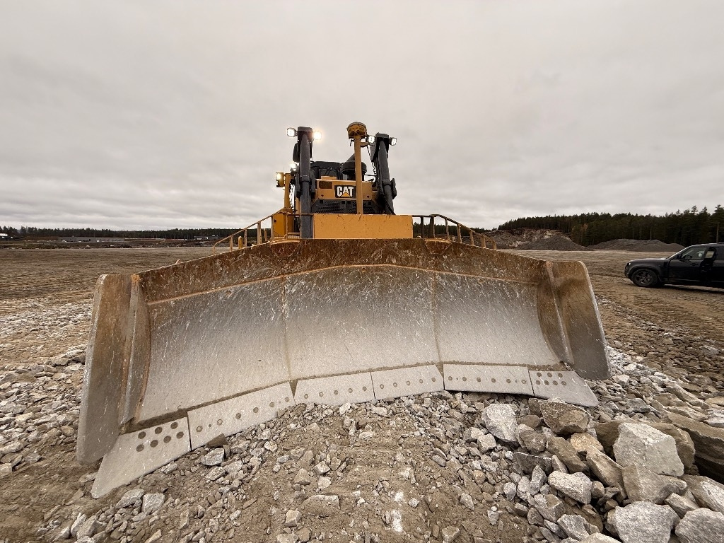 Bulldozer CAT D 8 T: picture 11 Bulldozer CAT D 8 T: picture 11