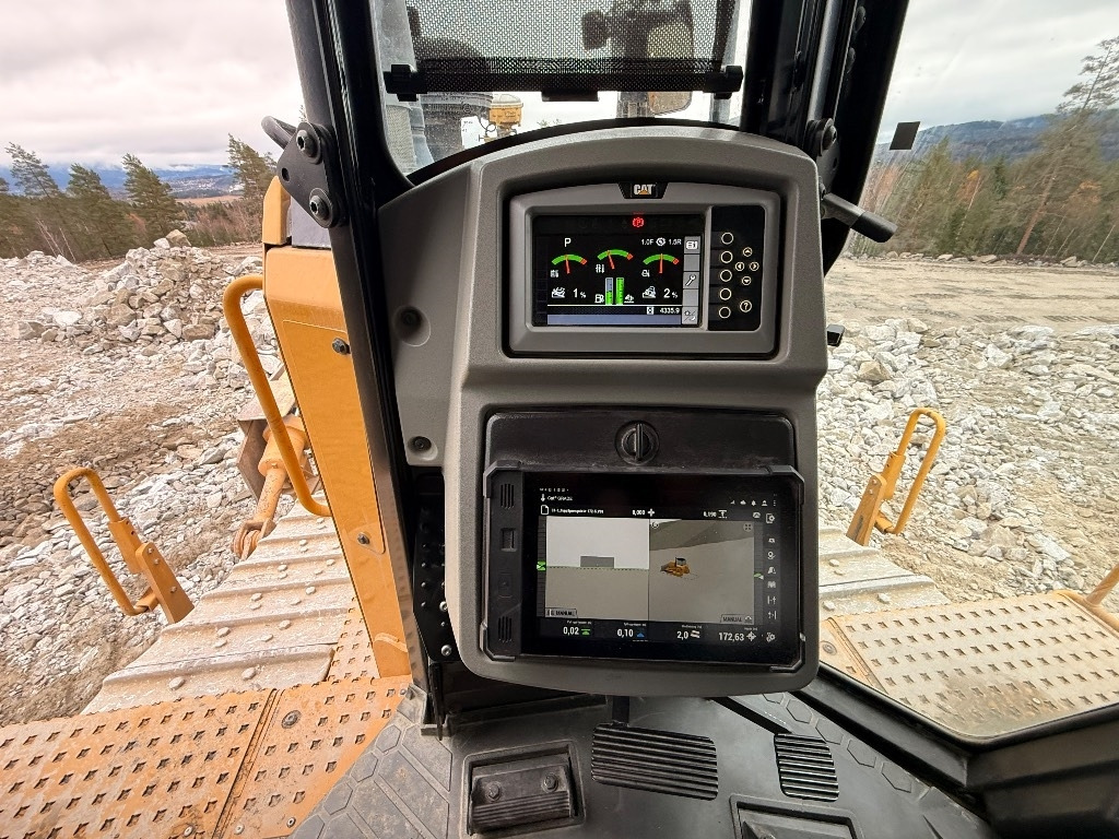 Bulldozer CAT D 8 T: picture 20 Bulldozer CAT D 8 T: picture 20