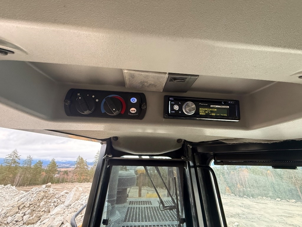 Bulldozer CAT D 8 T: picture 25 Bulldozer CAT D 8 T: picture 25