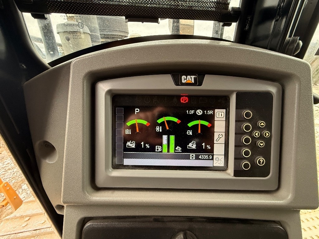 Bulldozer CAT D 8 T: picture 22 Bulldozer CAT D 8 T: picture 22