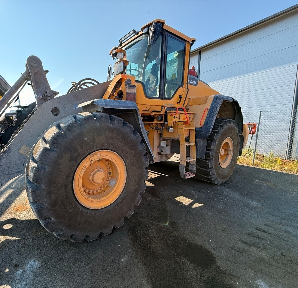 Volvo L 180 H HL HIGH LIFT - Wheel loader: picture 1 Volvo L 180 H HL HIGH LIFT - Wheel loader: picture 1