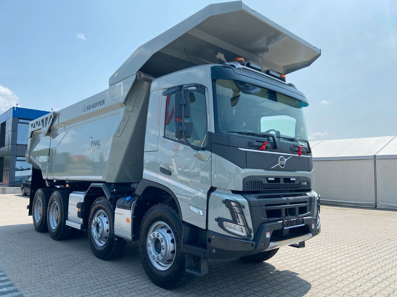 Volvo FMX 500 8x4 FML MINE KIPPER 23M3 - Tipper: picture 1 Volvo FMX 500 8x4 FML MINE KIPPER 23M3 - Tipper: picture 1