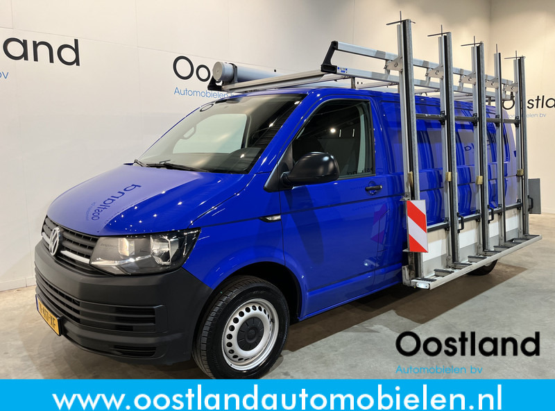 Volkswagen Transporter 2.0 TDI L2H1 / Van Den Born Glasresteel / Euro 6 / Airco / Glastransporter / Cruise Control / Trekhaak / Imperiaal / CarPlay / Navigatie / PDC / 83.500 KM !! - Commercial truck: picture 1 Volkswagen Transporter 2.0 TDI L2H1 / Van Den Born Glasresteel / Euro 6 / Airco / Glastransporter / Cruise Control / Trekhaak / Imperiaal / CarPlay / Navigatie / PDC / 83.500 KM !! - Commercial truck: picture 1