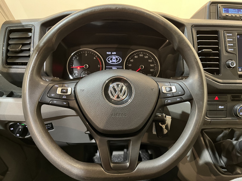 Volkswagen Crafter Crafter 50 TDI 180 PK Open Laadbak / Hiab Kraan / Euro 6 / Airco / Trekhaak 3500 KG / Cruise Control / CarPlay / 51.000 KM !! C-Rijbewijs !! leasing Volkswagen Crafter Crafter 50 TDI 180 PK Open Laadbak / Hiab Kraan / Euro 6 / Airco / Trekhaak 3500 KG / Cruise Control / CarPlay / 51.000 KM !! C-Rijbewijs !!: picture 12