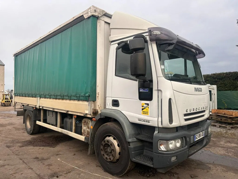 Iveco 180 E25 - Box truck: picture 2 Iveco 180 E25 - Box truck: picture 2
