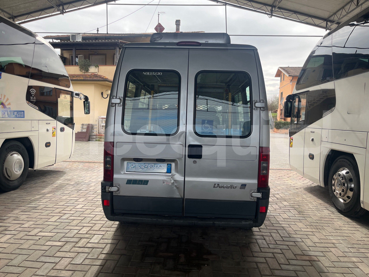 Fiat Ducato Maxi - Coach: picture 5 Fiat Ducato Maxi - Coach: picture 5