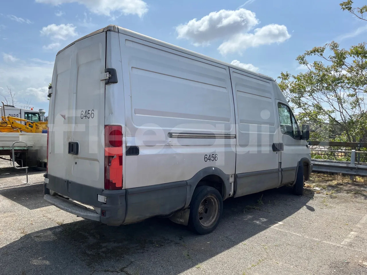 Minibus, Passenger van Iveco Daily: picture 8