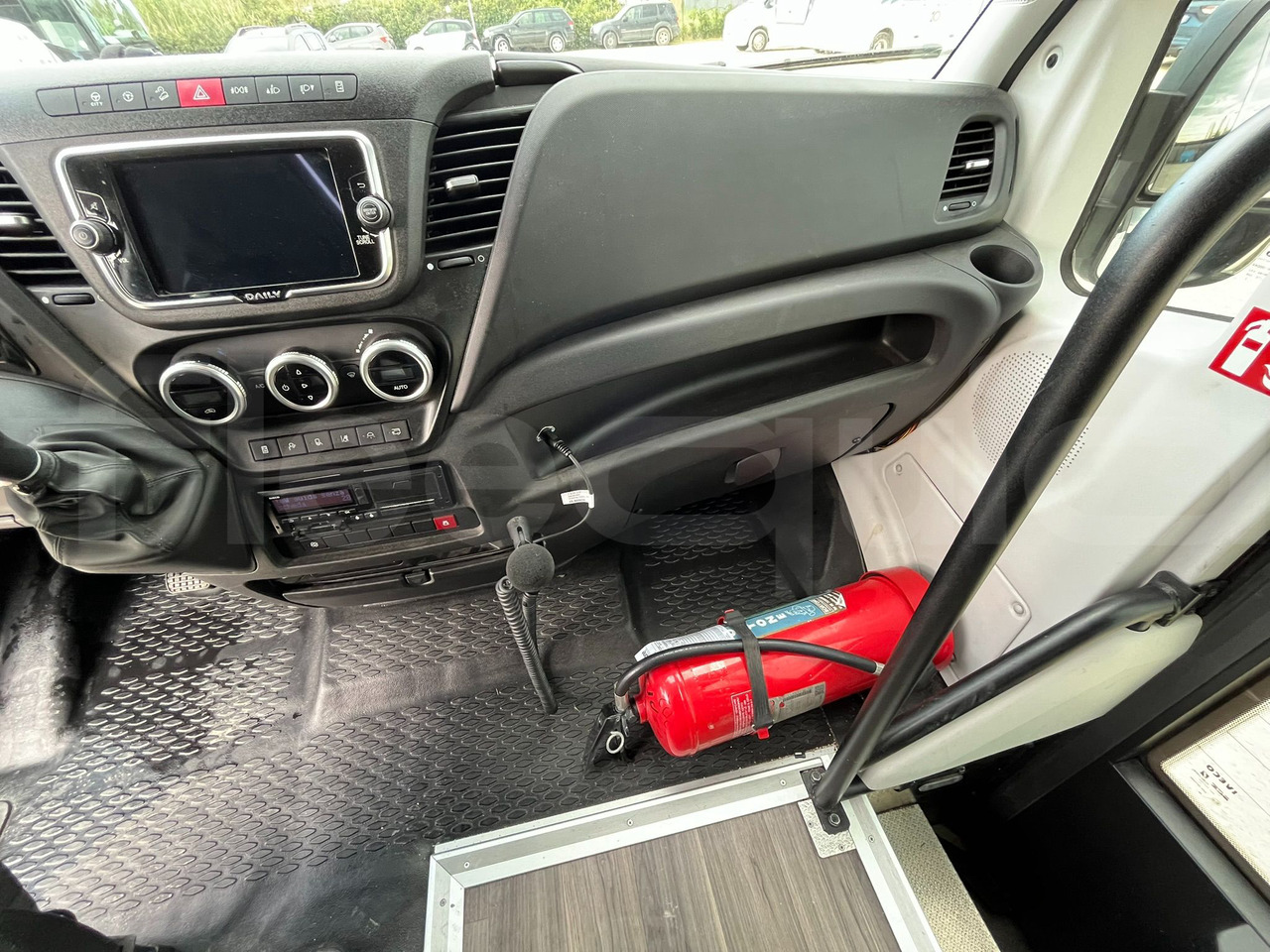 Minibus, Passenger van Iveco Daily: picture 20