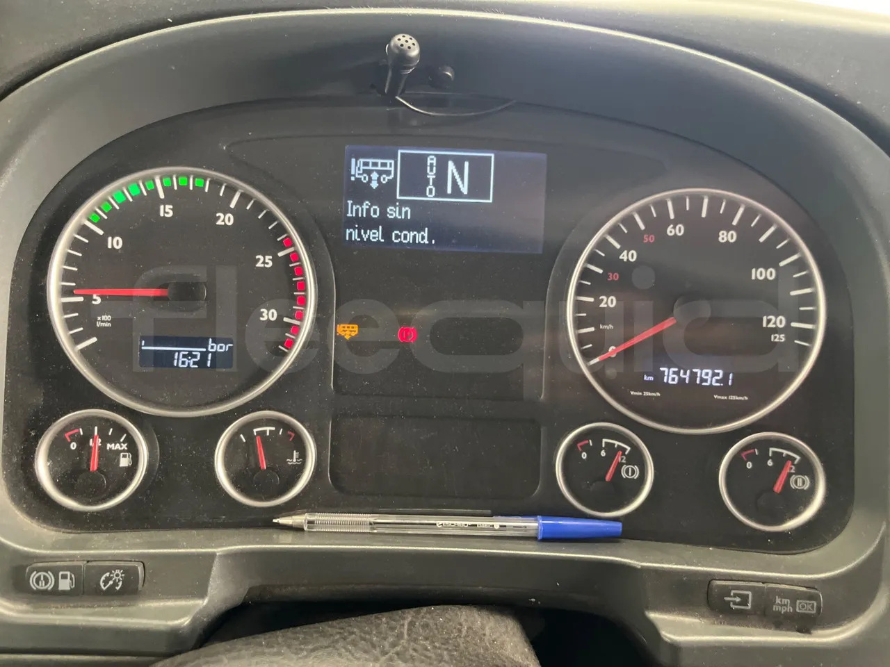 Man Ratio - Coach: picture 3 Man Ratio - Coach: picture 3