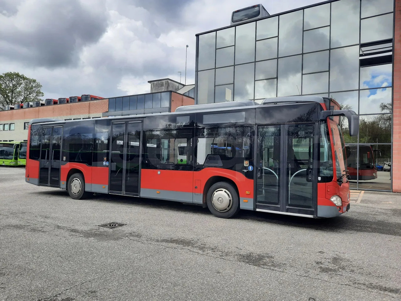 Mercedes-Benz Citaro - City bus: picture 1 Mercedes-Benz Citaro - City bus: picture 1