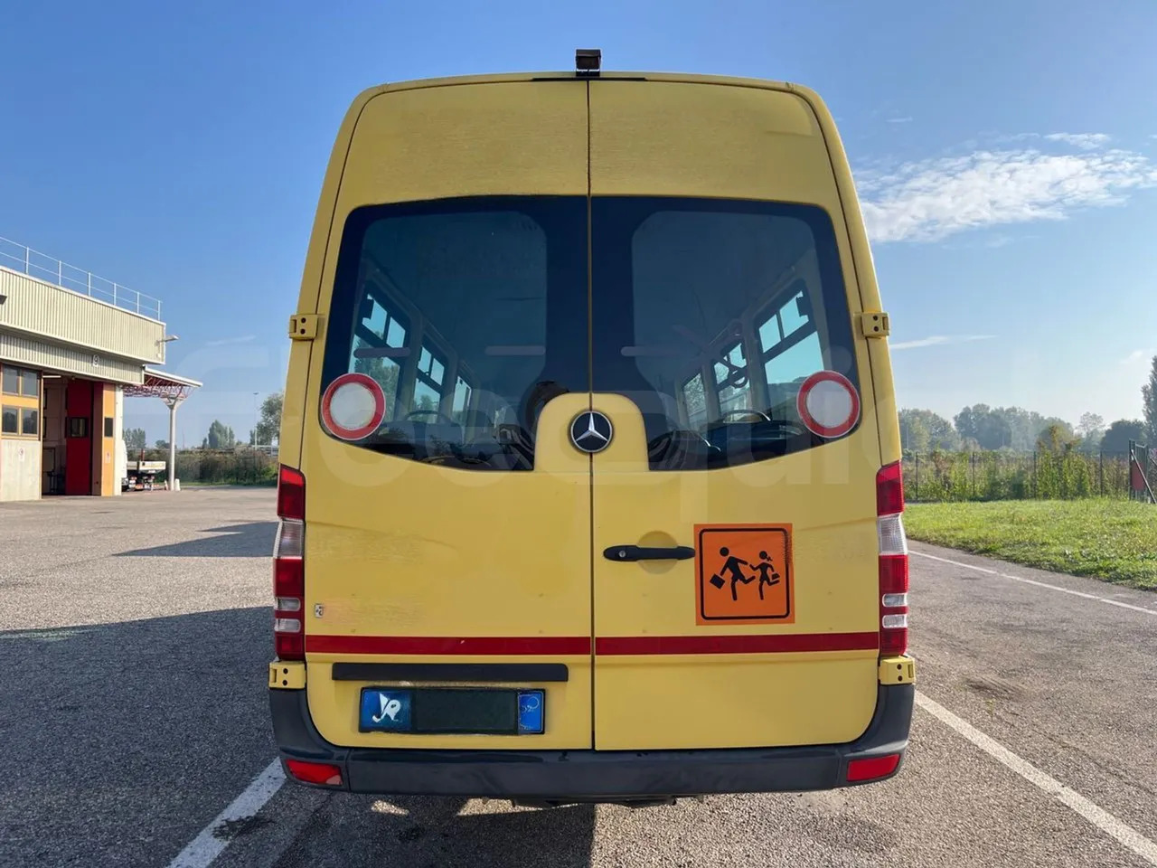 Mercedes-Benz Sprinter - School bus: picture 5 Mercedes-Benz Sprinter - School bus: picture 5