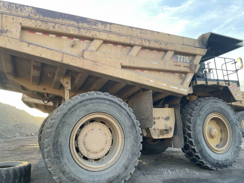 CAT 777e  - Rigid dumper/ Rock truck: picture 3 CAT 777e  - Rigid dumper/ Rock truck: picture 3