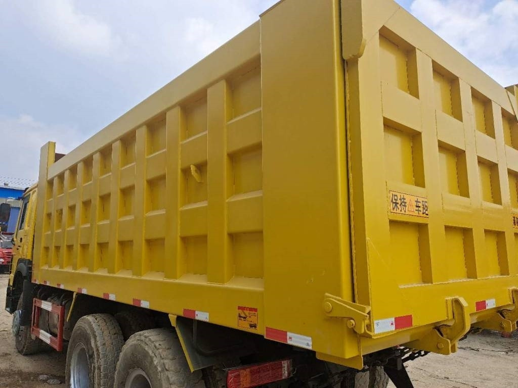 Howo 6X4 - Tipper: picture 4 Howo 6X4 - Tipper: picture 4