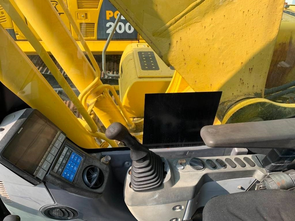Crawler excavator Komatsu PC 240: picture 7