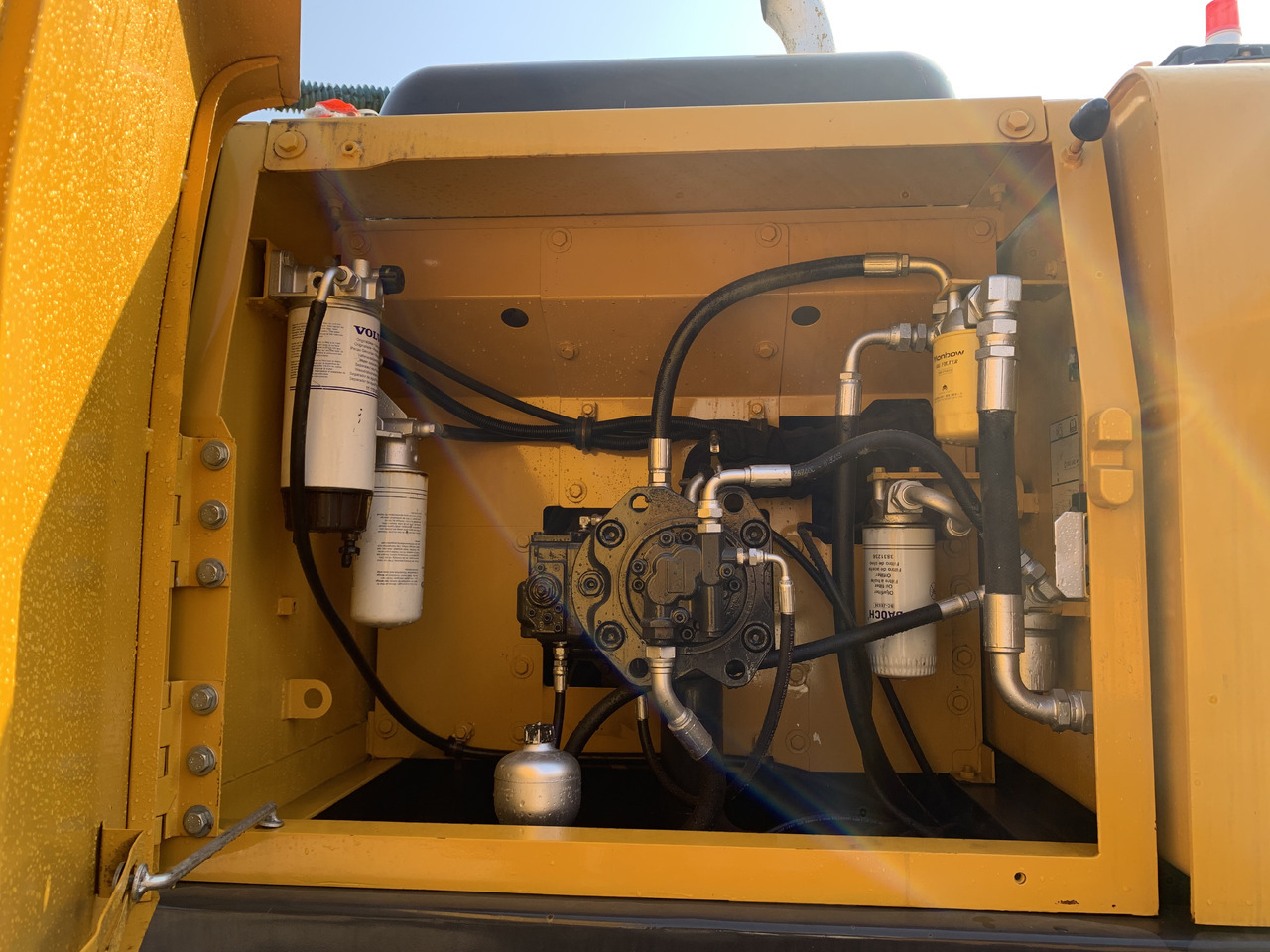 Volvo EC210D - Excavator: picture 5 Volvo EC210D - Excavator: picture 5