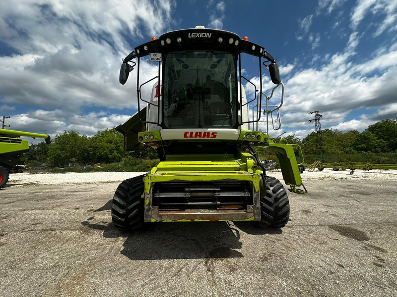 Claas Lexion 770 TT - Combine harvester: picture 3 Claas Lexion 770 TT - Combine harvester: picture 3