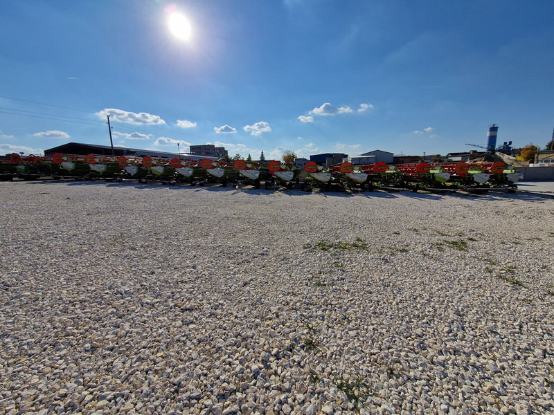 Claas Lexion - Grain header: picture 3 Claas Lexion - Grain header: picture 3