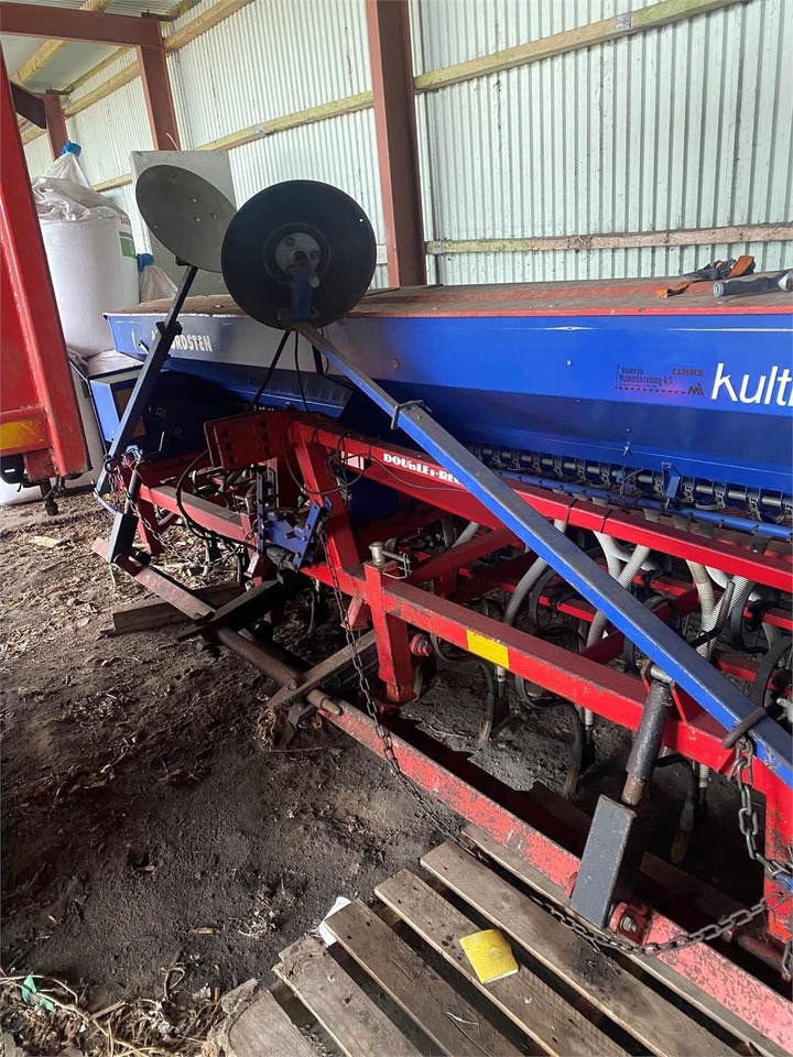 Doublet-Record KULTI-SEEDER 4 MTR - Combine seed drill: picture 1 Doublet-Record KULTI-SEEDER 4 MTR - Combine seed drill: picture 1