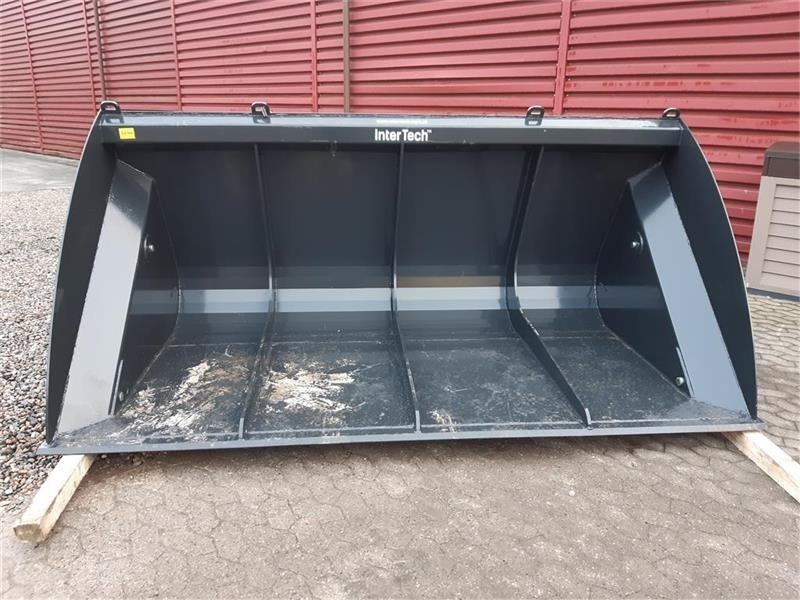 Inter-Tech højtipskovl inter-tech 3 meters - Agricultural machinery: picture 5 Inter-Tech højtipskovl inter-tech 3 meters - Agricultural machinery: picture 5