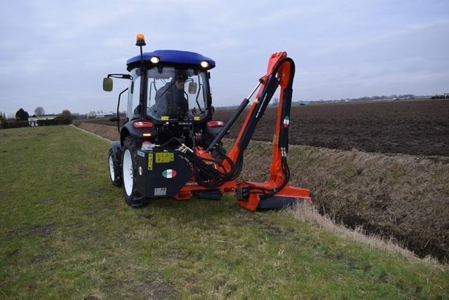 - - - boxer - Attachment for Municipal tractor: picture 2 - - - boxer - Attachment for Municipal tractor: picture 2