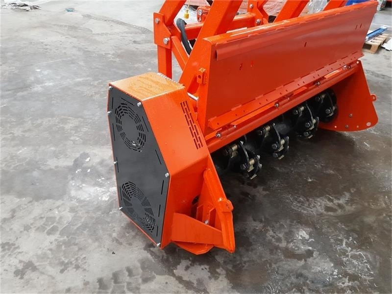 - - - Boxer Agri - Forestry mulcher: picture 2 - - - Boxer Agri - Forestry mulcher: picture 2