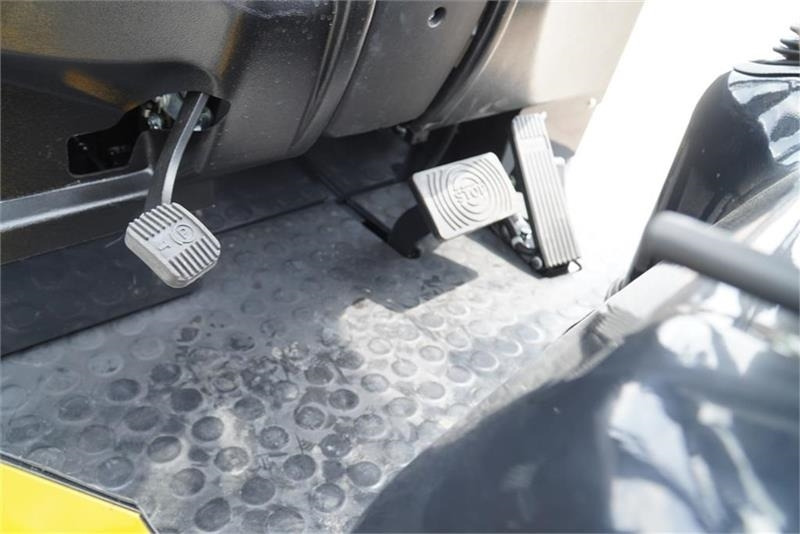 Eurotrac El truck - Electric forklift: picture 5 Eurotrac El truck - Electric forklift: picture 5