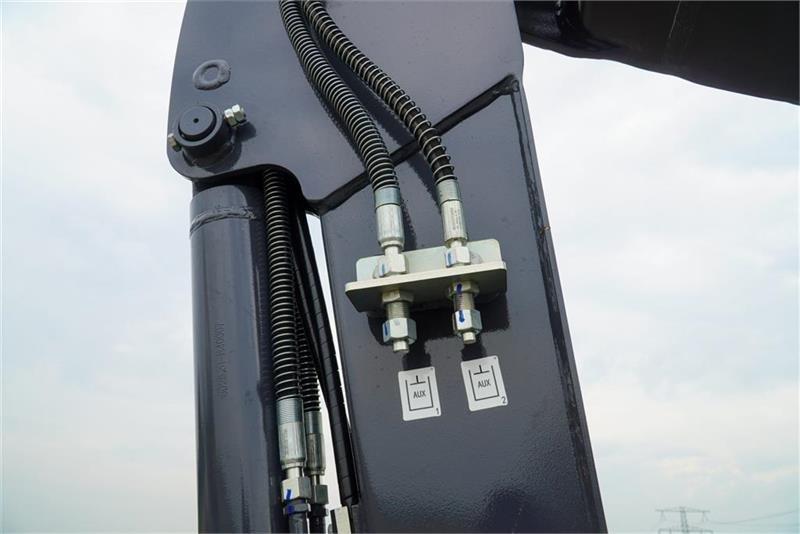 Mini excavator Eurotrac HE26-SR: picture 15