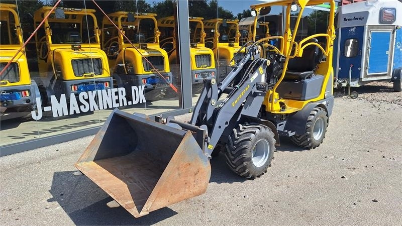 Eurotrac W11 - Compact loader: picture 4 Eurotrac W11 - Compact loader: picture 4