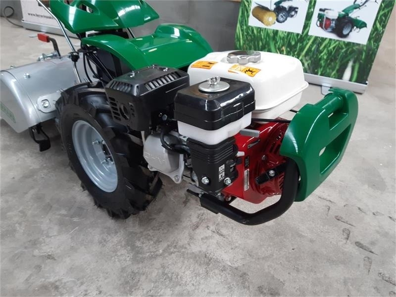 Ferrari 328 - Municipal tractor: picture 4 Ferrari 328 - Municipal tractor: picture 4