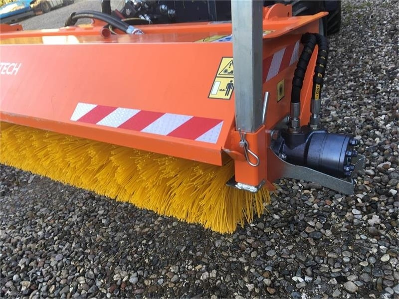- - - J-Maskiner 180 kost - Broom: picture 3 - - - J-Maskiner 180 kost - Broom: picture 3