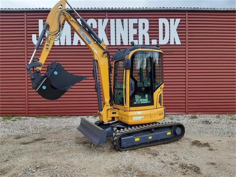 XCMG 4.2 tons  - Mini excavator: picture 1 XCMG 4.2 tons  - Mini excavator: picture 1