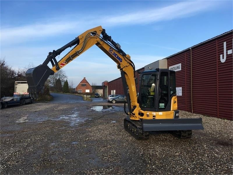 XCMG 5.7 tons - Mini excavator: picture 1 XCMG 5.7 tons - Mini excavator: picture 1