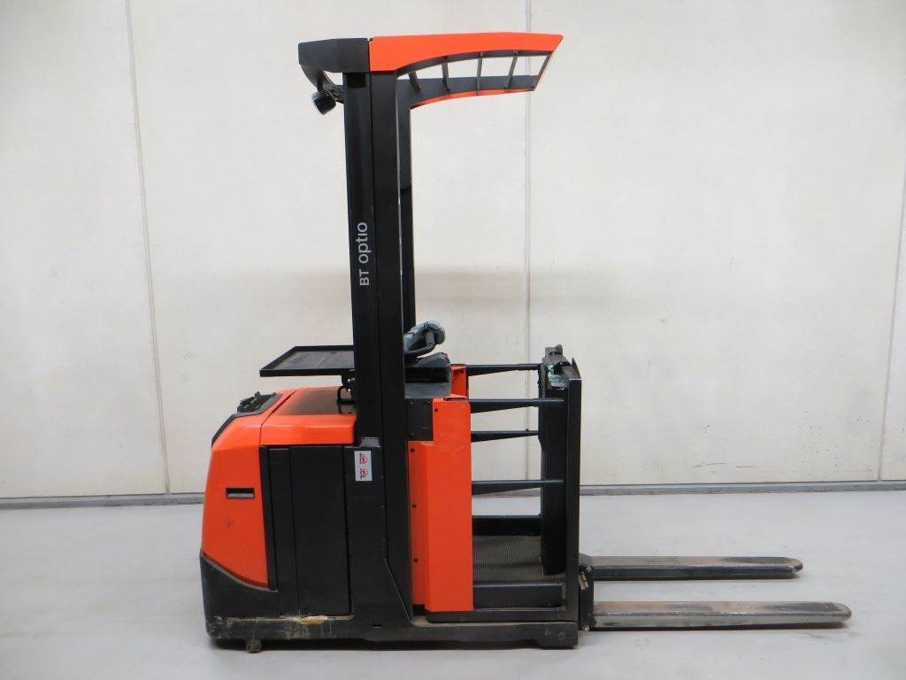 BT OME100N - Order picker: picture 2 BT OME100N - Order picker: picture 2
