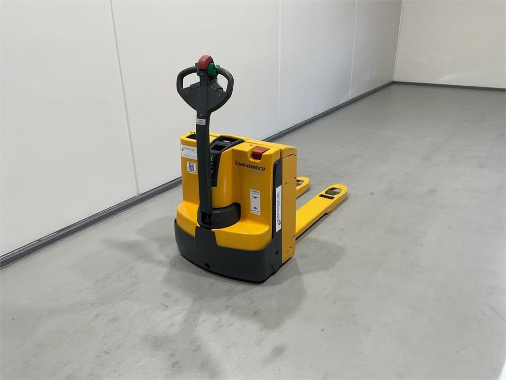 Jungheinrich EJE 116 - Pallet truck: picture 2 Jungheinrich EJE 116 - Pallet truck: picture 2