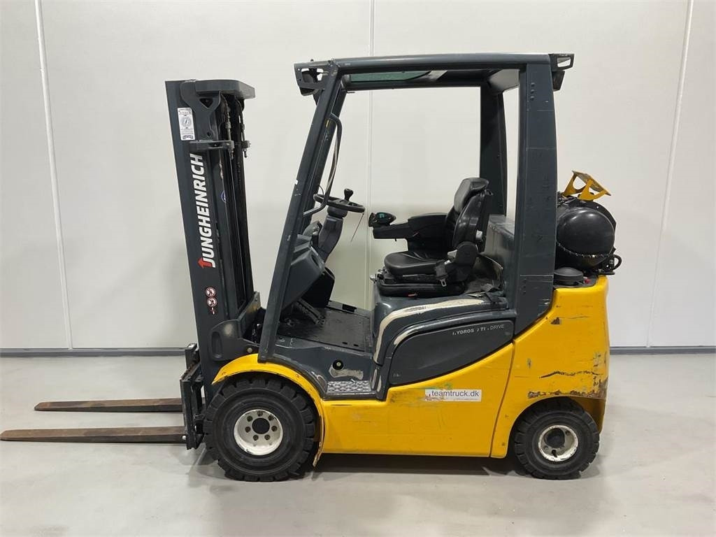 Jungheinrich TFG 320 S - LPG forklift: picture 3 Jungheinrich TFG 320 S - LPG forklift: picture 3