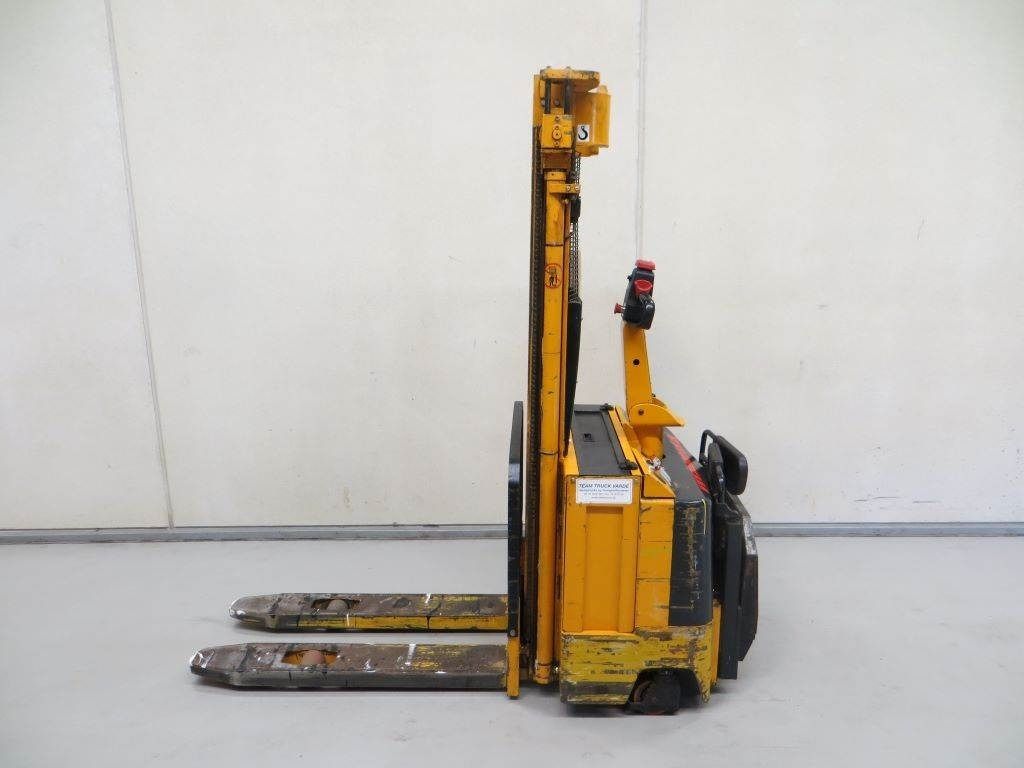 Samag ELT10  - Stacker: picture 2 Samag ELT10  - Stacker: picture 2