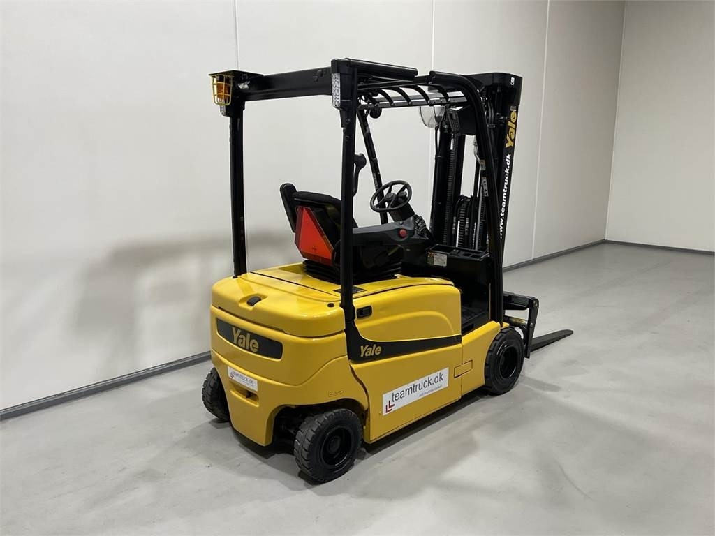 Yale ERP18VF - Electric forklift: picture 2 Yale ERP18VF - Electric forklift: picture 2