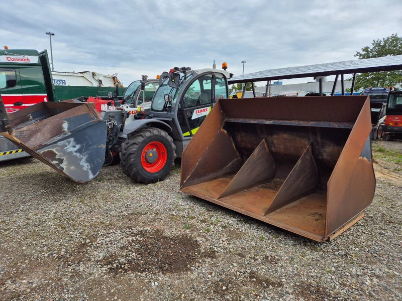 Claas Scorpion 7044 - Agricultural machinery: picture 2 Claas Scorpion 7044 - Agricultural machinery: picture 2