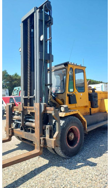 Ljungbytruck LT15-790 *15 tons* - Diesel forklift: picture 5 Ljungbytruck LT15-790 *15 tons* - Diesel forklift: picture 5
