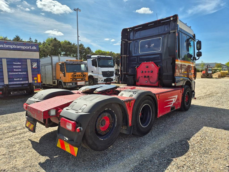 DAF XF 530 // Big Hydraulic // special interior - Tractor truck: picture 5 DAF XF 530 // Big Hydraulic // special interior - Tractor truck: picture 5