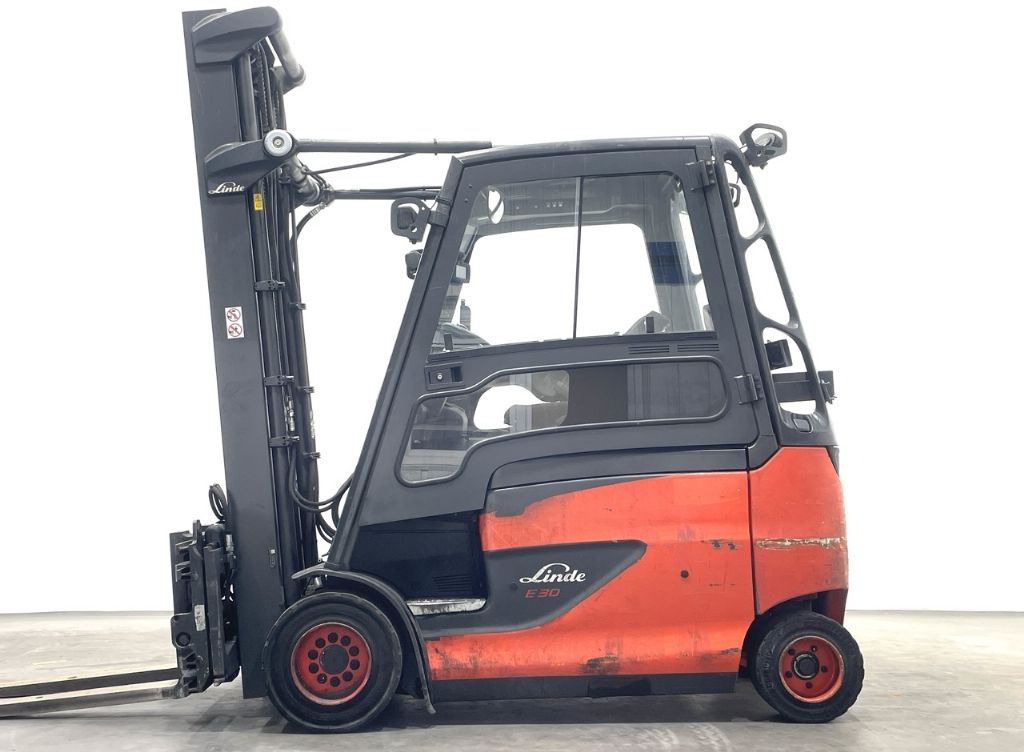Linde E30HL-01/600 - Electric forklift: picture 5 Linde E30HL-01/600 - Electric forklift: picture 5