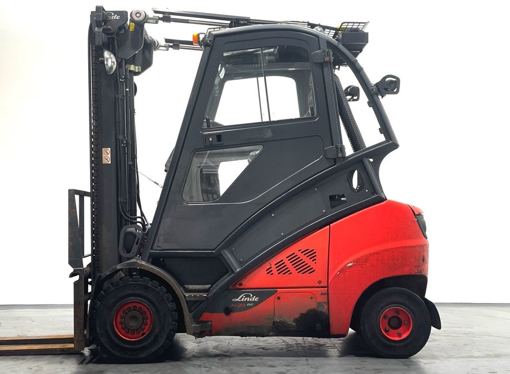 Linde H35D-393-EVO - Diesel forklift: picture 4 Linde H35D-393-EVO - Diesel forklift: picture 4